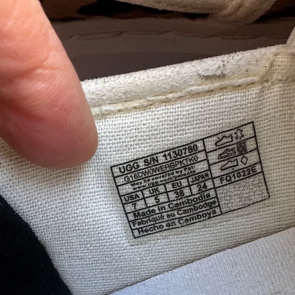 UGG Leopard Print Slip-On Sneakers size 7 - Picture 7 of 10